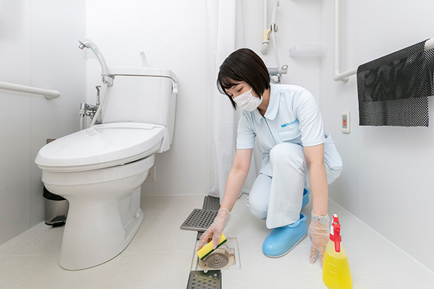 トイレ清掃
